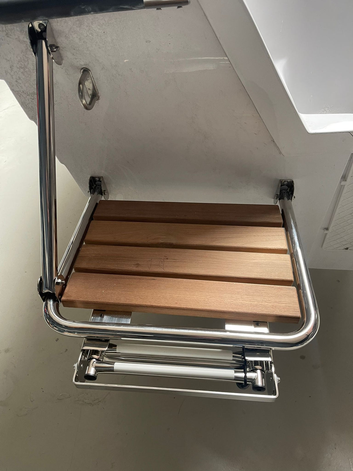 Teak zwemplateau met 3 treden ladder, 45x39 cm, duurzaam hout, ideaal voor boten en watersport