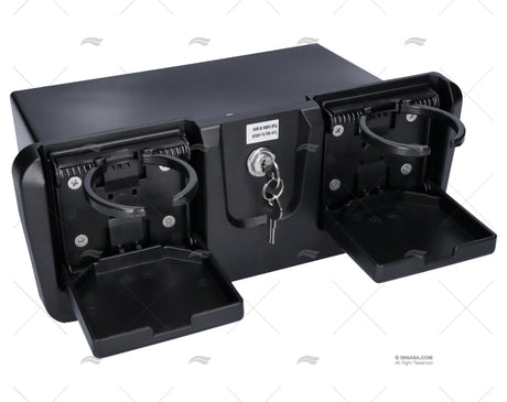 Zwart inbouw opbergvak (dashboardkastje) met afsluitbaar slot en twee opklapbare bekerhouders – geschikt voor inbouw op een bootdashboard