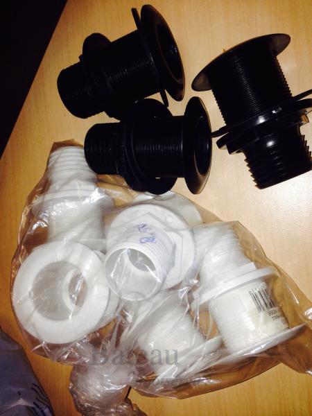 Huiddoorvoer voor 1 1/2" afvoer - Bateau Bootservice