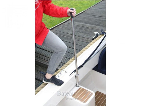 RVS instaphulp met uitneembare steel en dubbele montageset voor stuur- en bakboord.
